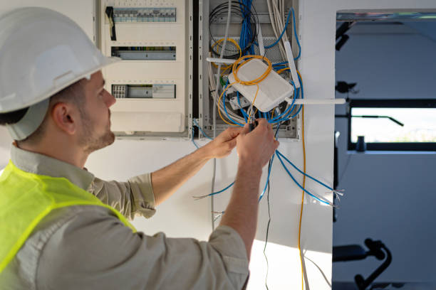 Best Electrical Contractors for Businesses  in Beachwood, OH